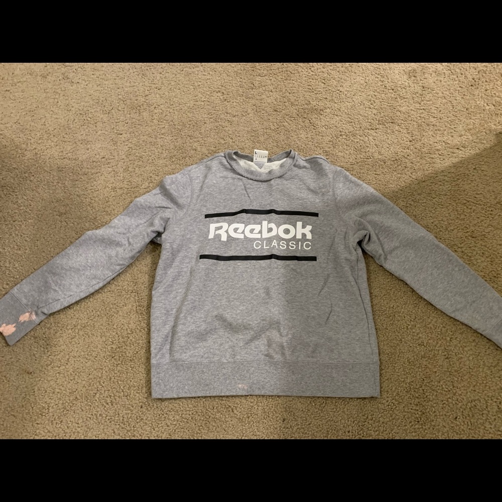 Sweatshirt